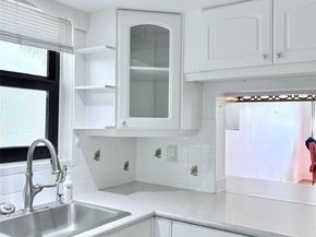 2306 S Cypress Bend Dr 319, Pompano Beach FL 33069