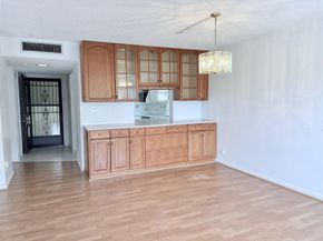 2306 S Cypress Bend Dr 319, Pompano Beach FL 33069