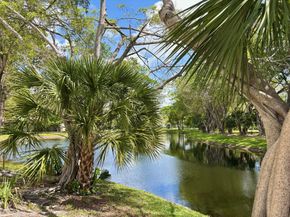 2306 S Cypress Bend Dr 319, Pompano Beach FL 33069