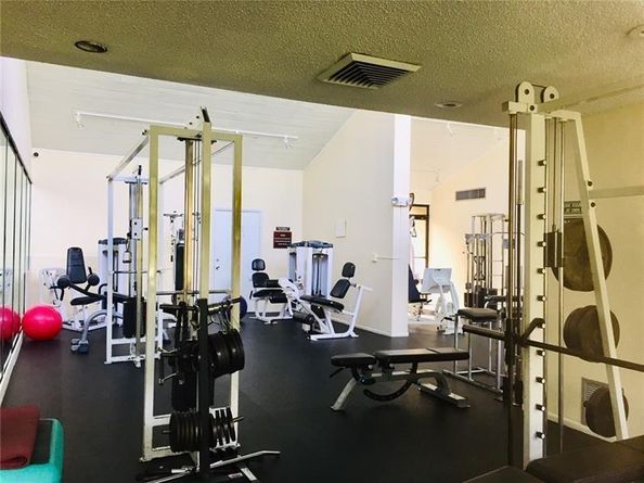 2306 S Cypress Bend Dr 319, Pompano Beach FL 33069
