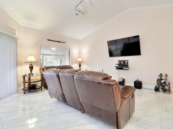 8216 Waterline Drive, Boynton Beach FL 33472