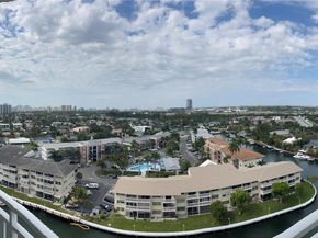 427 Golden Isles Dr 14C, Hallandale Beach FL 33009