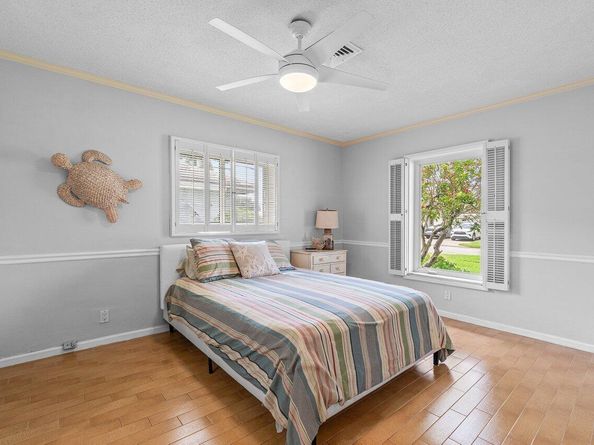 1041 SW 7th Street, Boca Raton FL 33486