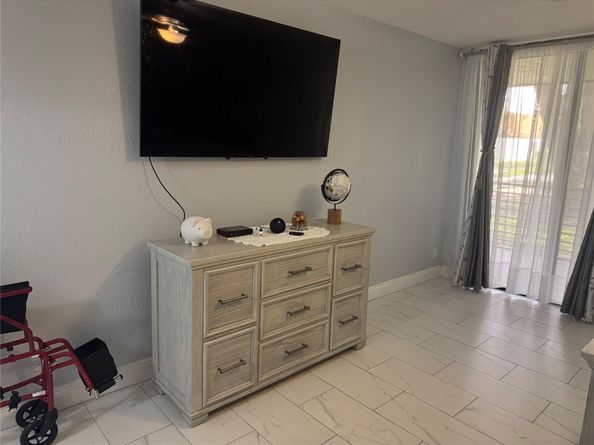 Undisclosed Address #FX-10513621, Tamarac FL 33321