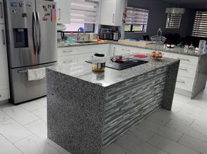 Undisclosed Address #FX-10513621, Tamarac FL 33321
