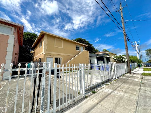 1601 NW 62nd Ter, Miami FL 33147