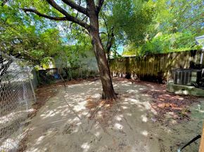 1601 NW 62nd Ter, Miami FL 33147