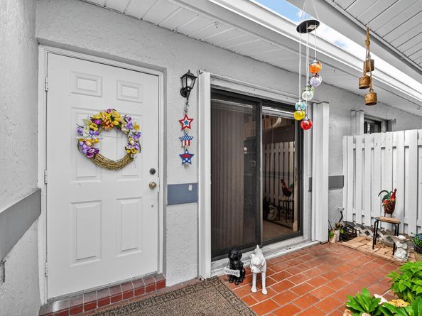 2640 Gately Drive W 1601, West Palm Beach FL 33415