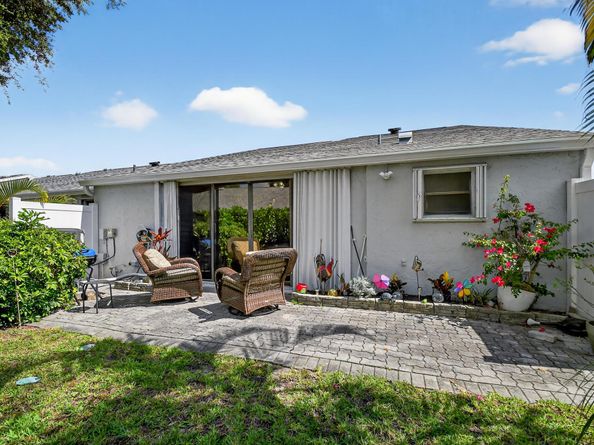 2640 Gately Drive W 1601, West Palm Beach FL 33415