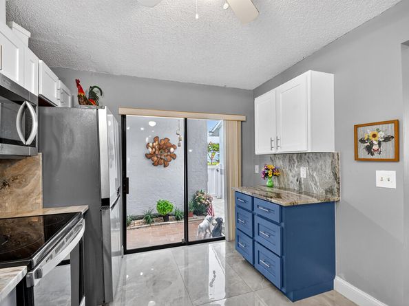 2640 Gately Drive W 1601, West Palm Beach FL 33415