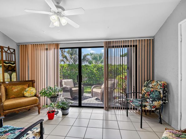 2640 Gately Drive W 1601, West Palm Beach FL 33415