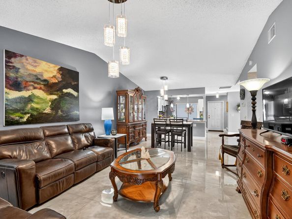 2640 Gately Drive W 1601, West Palm Beach FL 33415