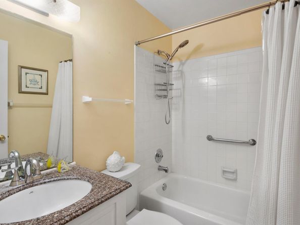 5222 Privet Place B, Delray Beach FL 33484