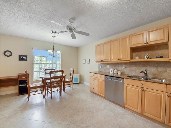 5222 Privet Place B, Delray Beach FL 33484