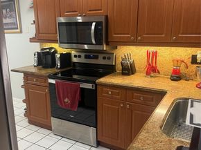 7081 Woodmont Way, Tamarac FL 33321