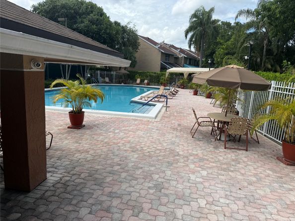 7081 Woodmont Way, Tamarac FL 33321
