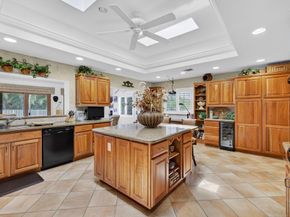 5107 Pineview Circle, Delray Beach FL 33445