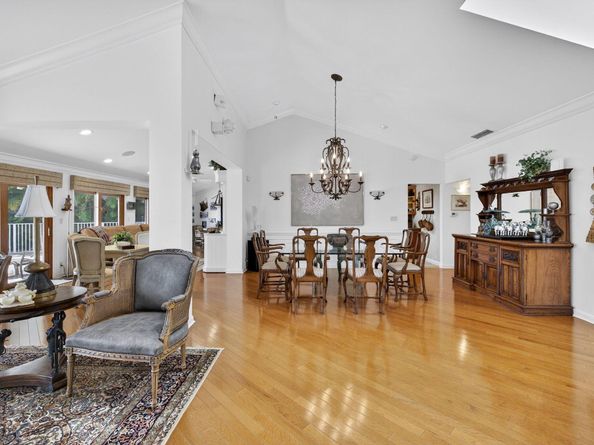 5107 Pineview Circle, Delray Beach FL 33445