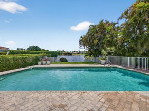 5107 Pineview Circle, Delray Beach FL 33445