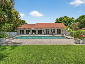 5107 Pineview Circle, Delray Beach FL 33445