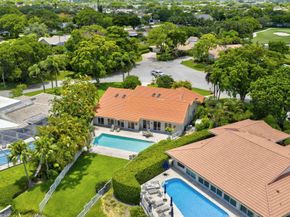 5107 Pineview Circle, Delray Beach FL 33445