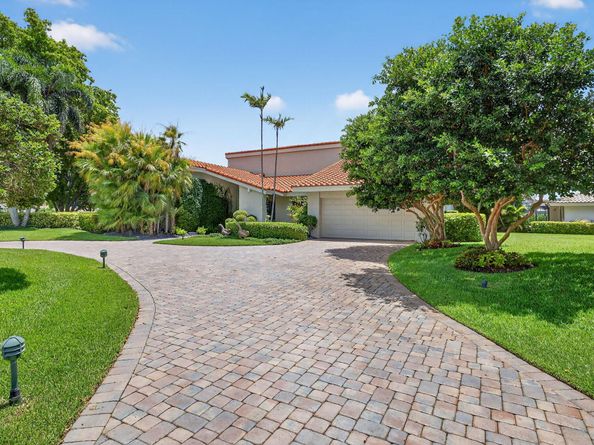 5107 Pineview Circle, Delray Beach FL 33445