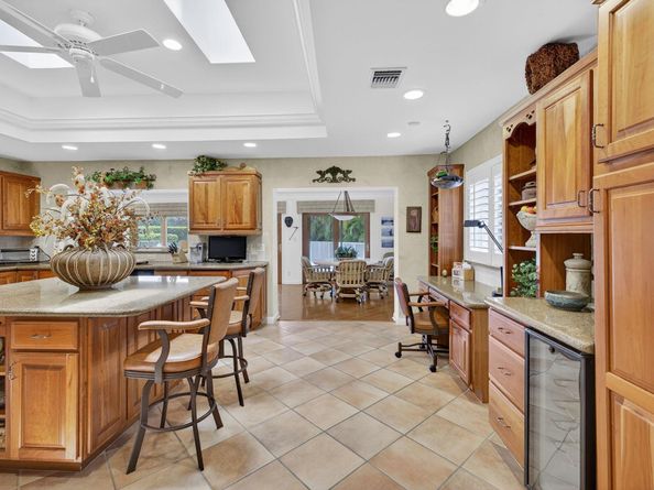 5107 Pineview Circle, Delray Beach FL 33445