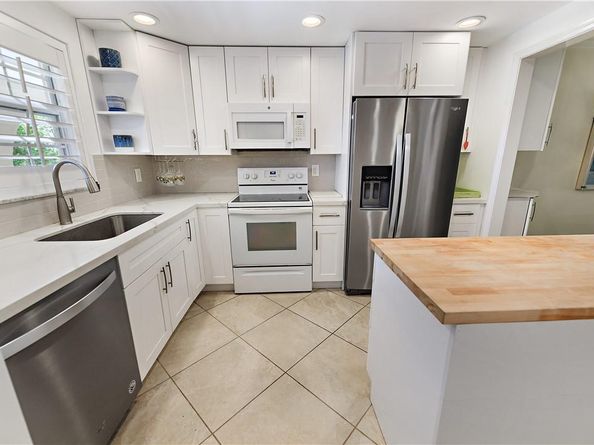 775 Jeffery St. 303, Boca Raton FL 33487