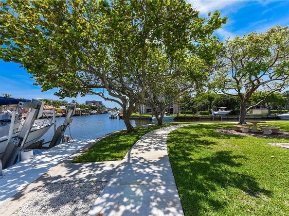775 Jeffery St. 303, Boca Raton FL 33487