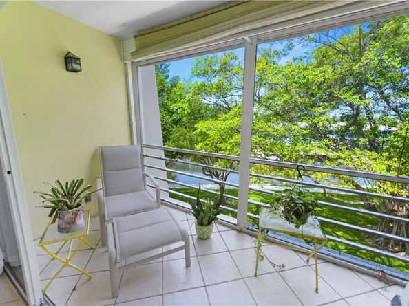 775 Jeffery St. 303, Boca Raton FL 33487