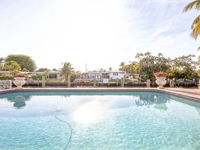 1611 SW 3rd Ave, Pompano Beach FL 33060