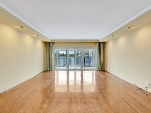 220 Macfarlane Drive S203, Delray Beach FL 33483