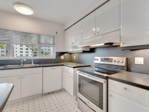 220 Macfarlane Drive S203, Delray Beach FL 33483