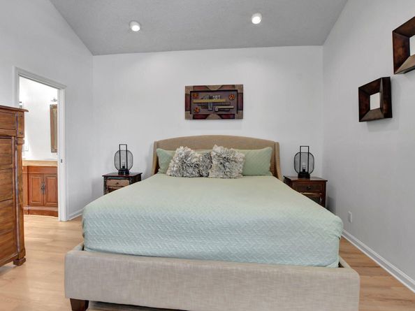 6694 NW 26th Way, Boca Raton FL 33496