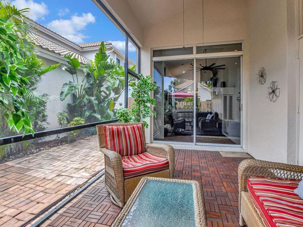 6694 NW 26th Way, Boca Raton FL 33496