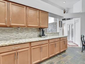 6694 NW 26th Way, Boca Raton FL 33496