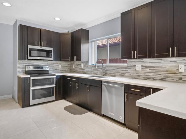 1351 NE 41st Pl, Homestead FL 33033
