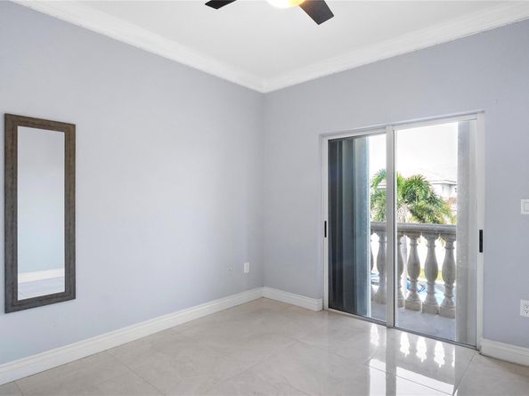 1351 NE 41st Pl, Homestead FL 33033