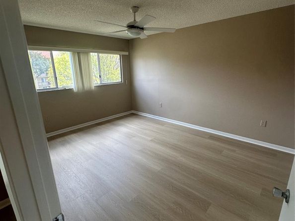 1301 SW 142nd Ave 308H, Pembroke Pines FL 33027