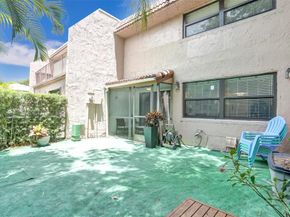 45 Seville Cir 447, Fort Lauderdale FL 33324