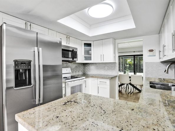 45 Seville Cir 447, Fort Lauderdale FL 33324