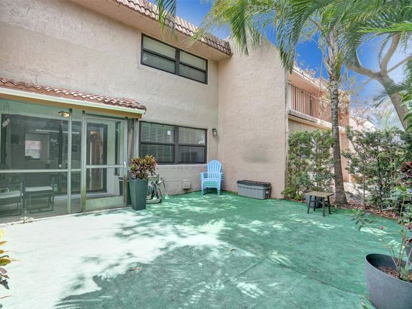 45 Seville Cir 447, Fort Lauderdale FL 33324