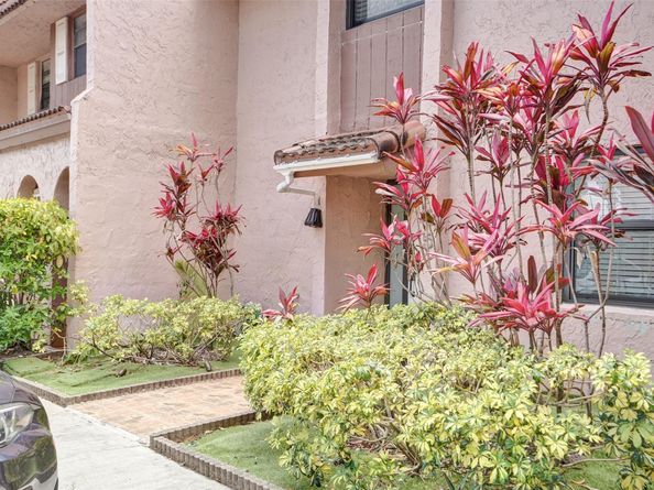 45 Seville Cir 447, Fort Lauderdale FL 33324