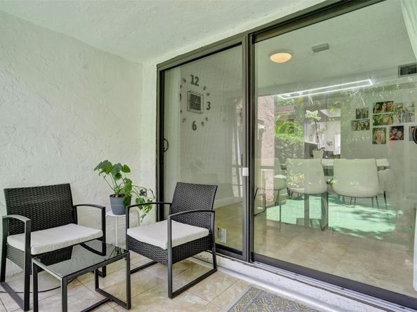 45 Seville Cir 447, Fort Lauderdale FL 33324