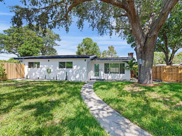 1517 NW 12th Avenue, Fort Lauderdale FL 33311