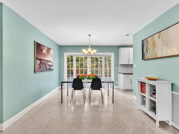 710 SE 22nd St, Fort Lauderdale FL 33316