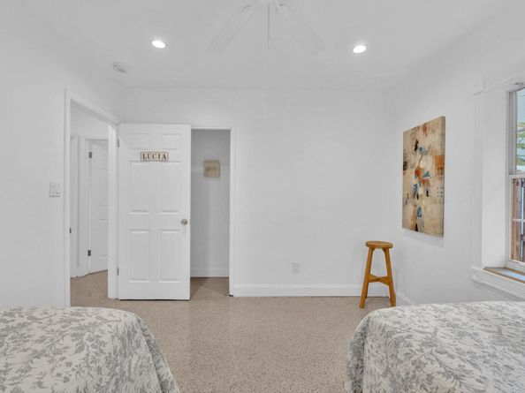 710 SE 22nd St, Fort Lauderdale FL 33316