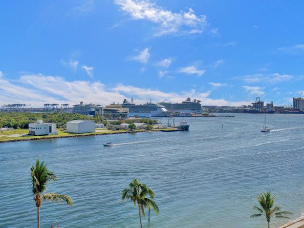 2100 S Ocean Dr 9L, Fort Lauderdale FL 33316