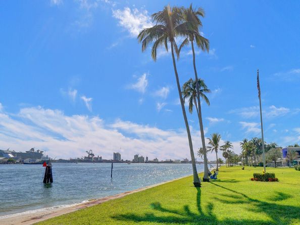 2100 S Ocean Dr 9L, Fort Lauderdale FL 33316