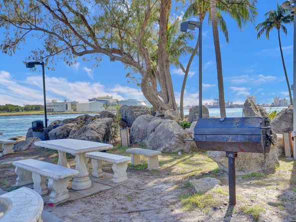 2100 S Ocean Dr 9L, Fort Lauderdale FL 33316